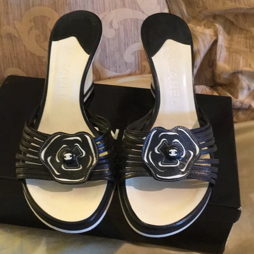 Chanel Camilla slide heel sandals 39 - Picture 2 of 7